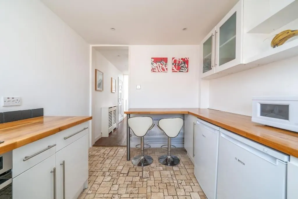Apartment Bright Spacious 2 Bedroom Flat In Zone One London United Kingdom