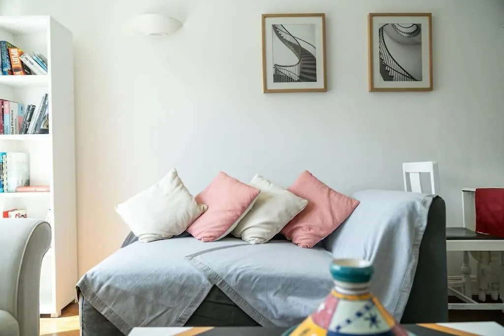 Apartment Bright Spacious 2 Bedroom Flat In Zone One London